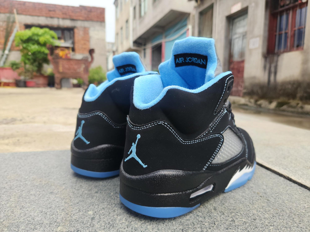 Air Jordan 5 "Black University Blue" – Black & Light Blue