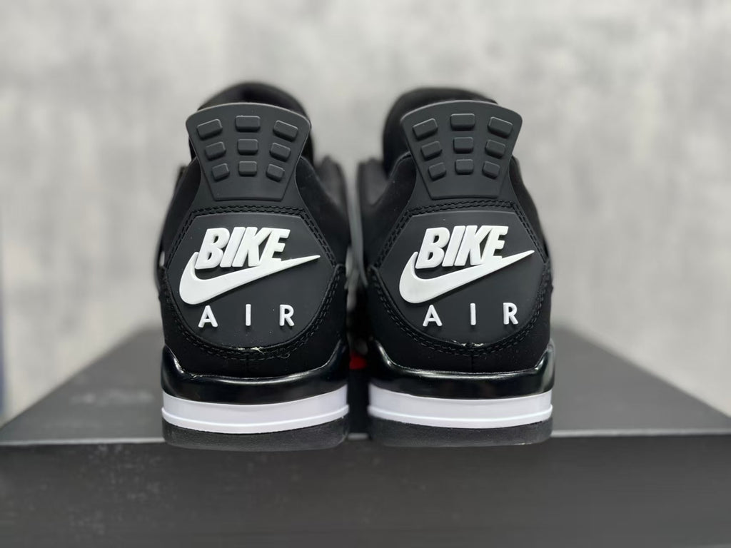 Air Jordan 4 Retro "Black Motorsport" – Black & Grey