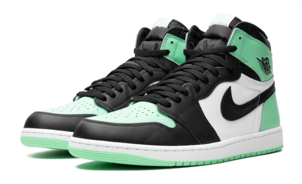 Air Jordan 1 Retro High OG “Green Glow” | DZ5485-130